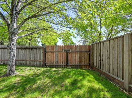 910 Centennial Ct, Auburn, CA 95603 Photo