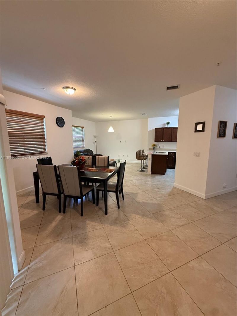 290 NW 109th Ave, Unit 107, Miami, FL 33172 Photo