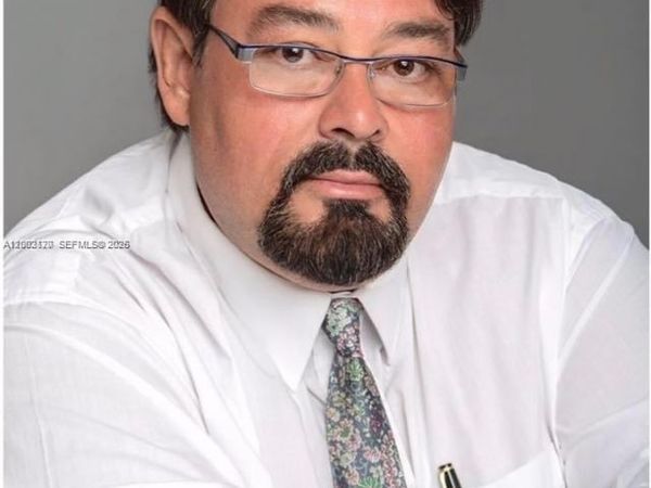 3550 NW South River Dr , Miami, FL 33142