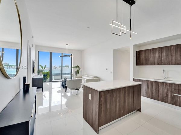 2960 NE 207th St, Unit 1205, Aventura, FL 33180