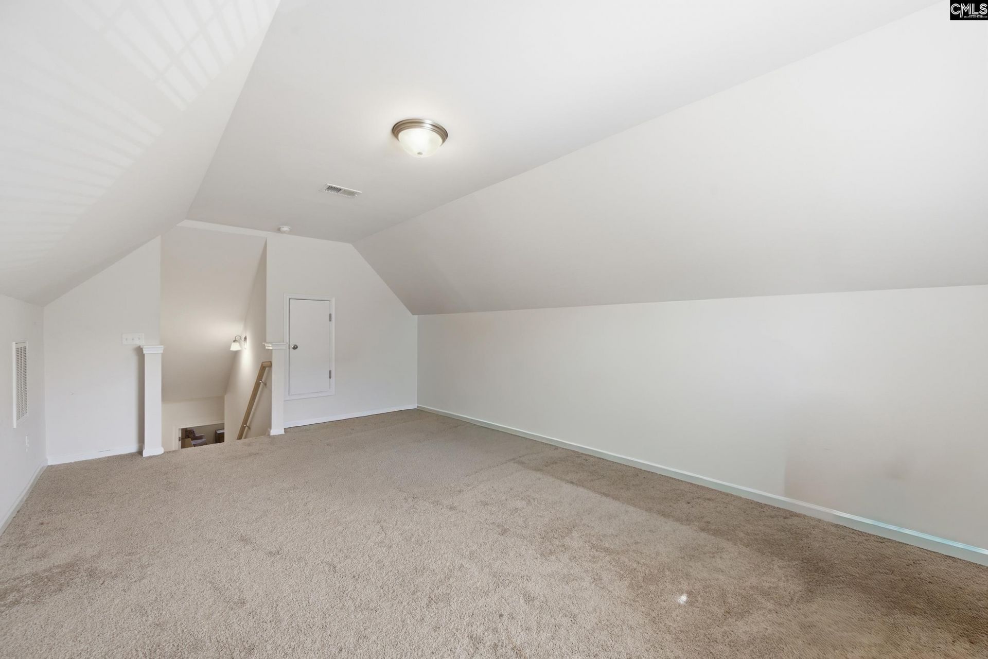 743 Edenhall Drive  Photo 37