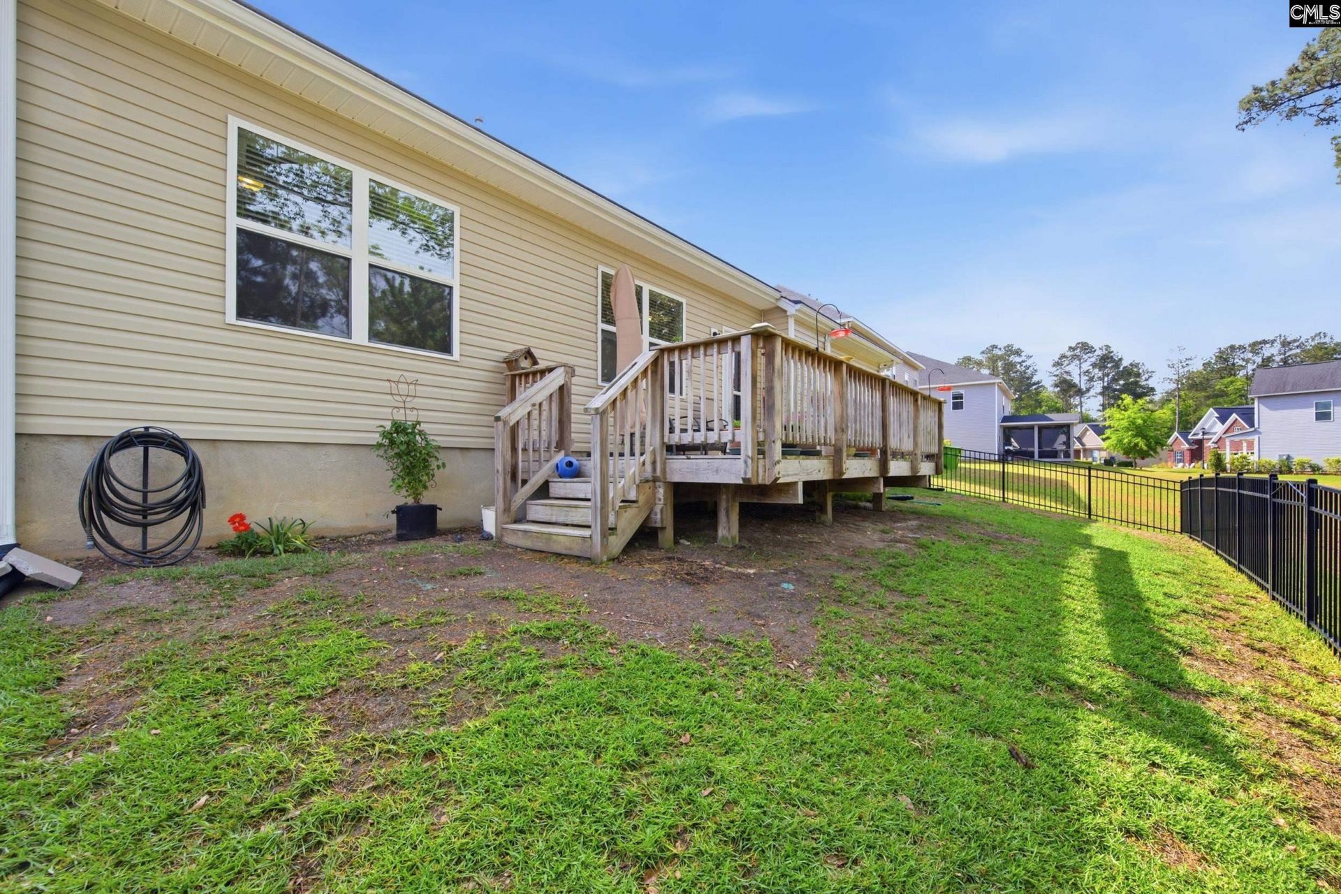 743 Edenhall Drive  Photo 42