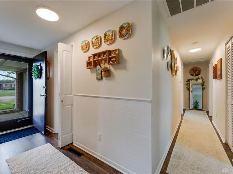 6052 Old Troy Pike, Huber Heights, OH 45424 Photo 7