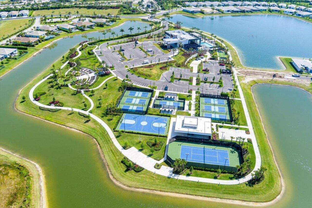 11543 SW Viridian Boulevard, Port Saint Lucie, FL 34953 Photo