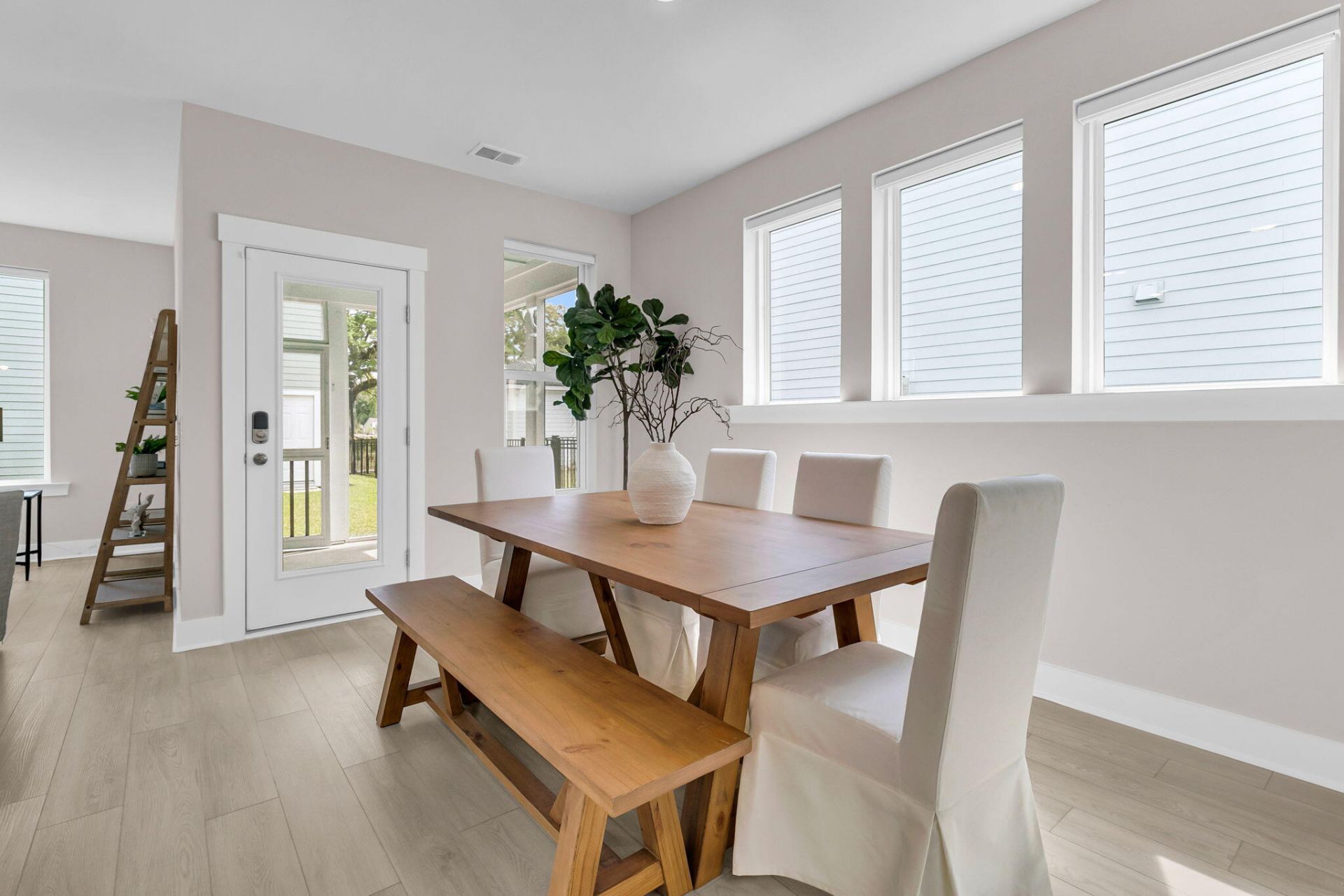 845 Hopewell Drive Photo 18