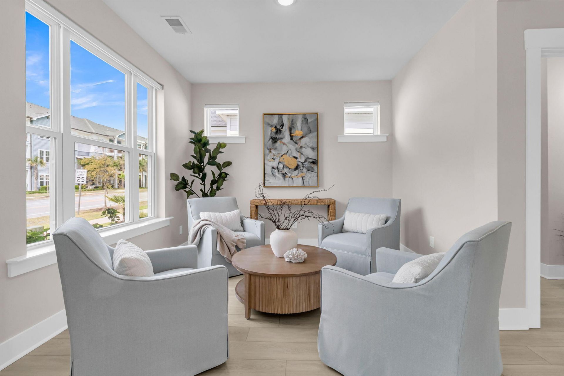 845 Hopewell Drive Photo 7