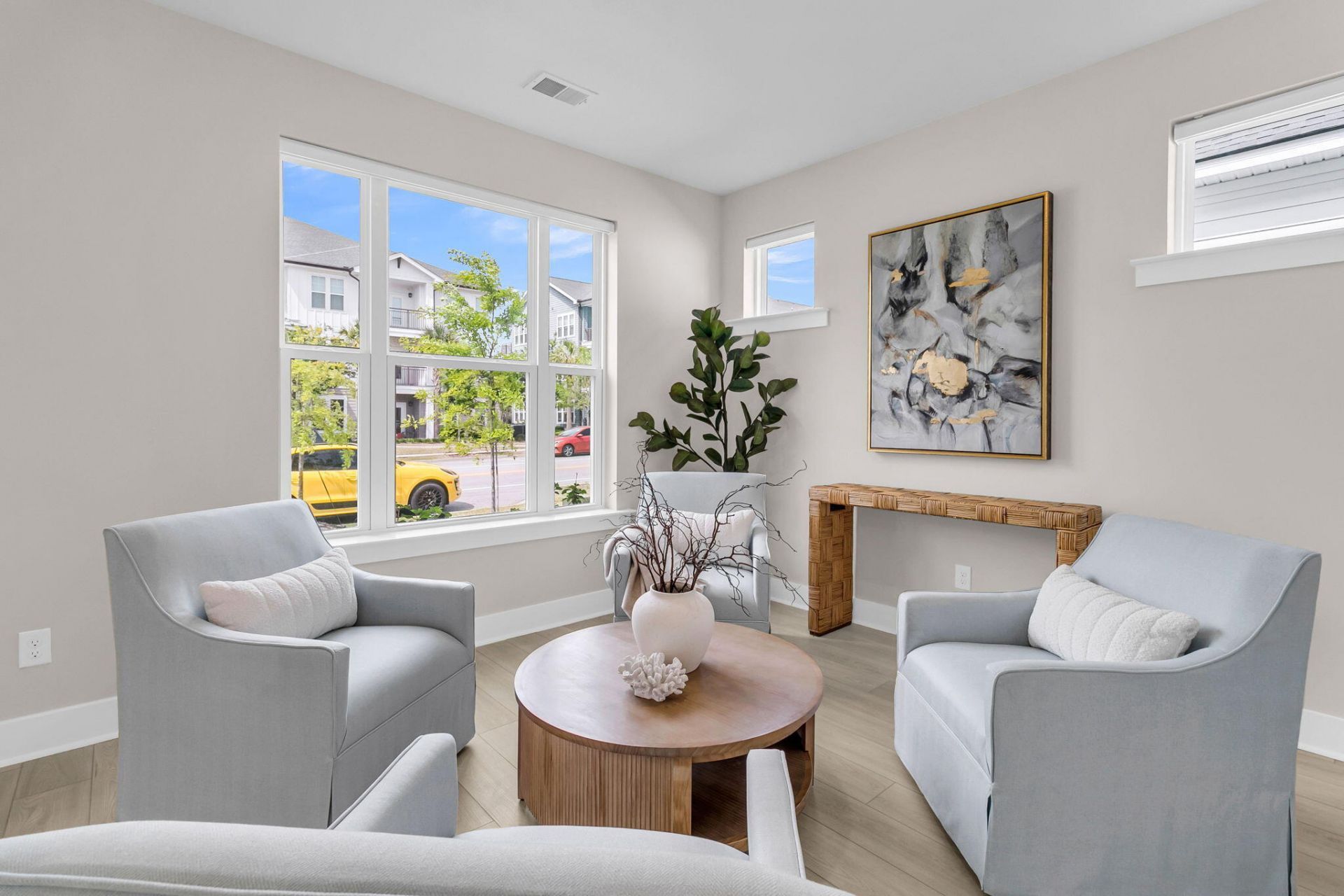 845 Hopewell Drive Photo 8