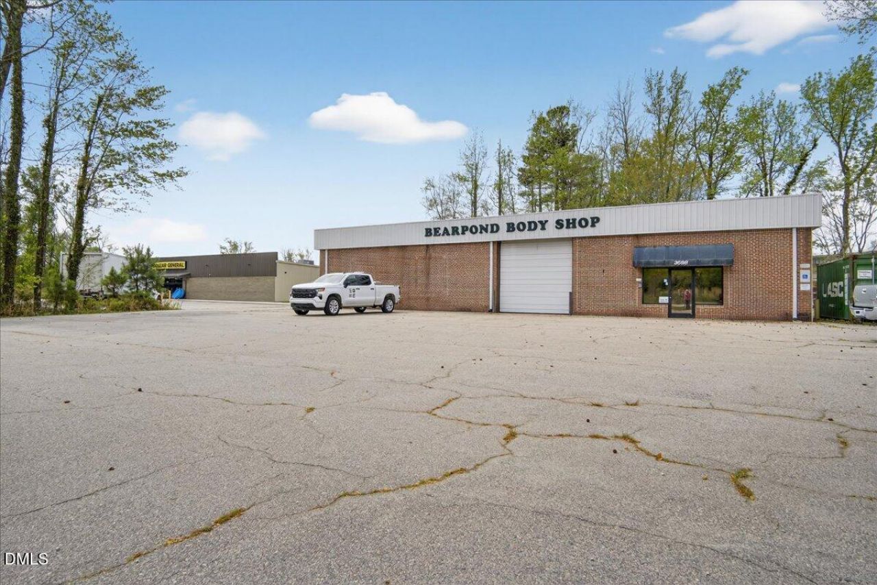 3688 Raleigh Road, Henderson, NC 27537 Main Photo