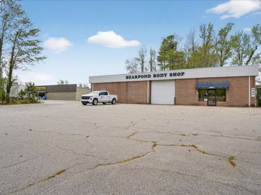 3688 Raleigh Road, Henderson, NC 27537