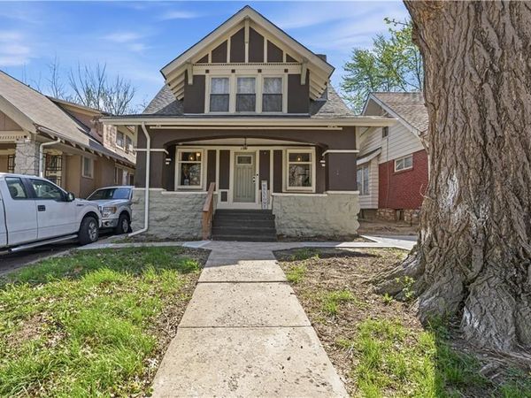 4031 S Benton Avenue, Kansas City, MO 64130
