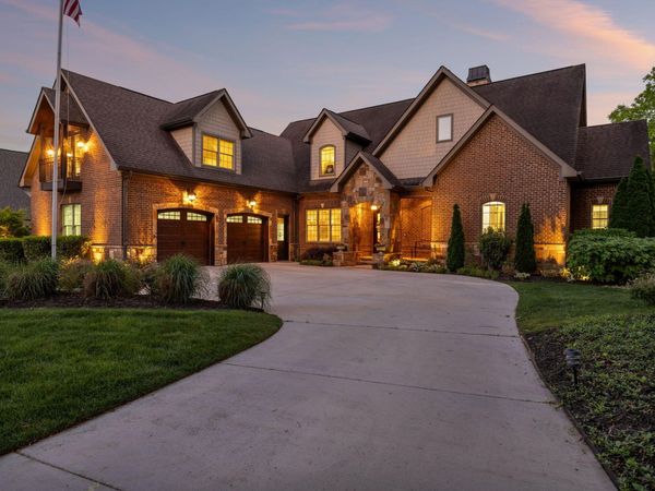 7860 Giorgio Circle, Ooltewah, TN 37363