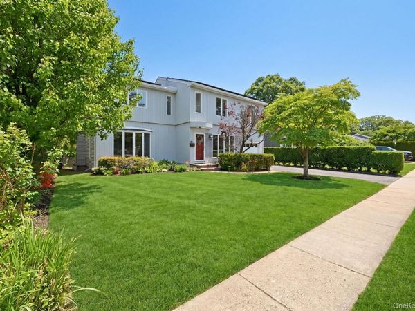 140 North Street, Locust Valley, NY 11560