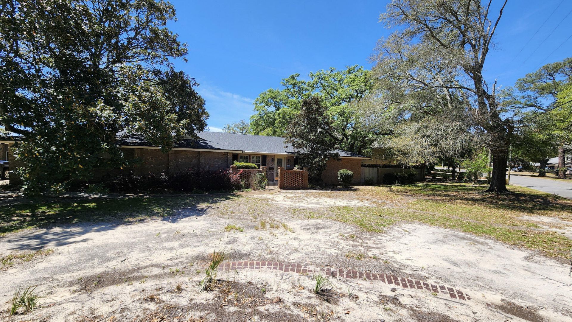 328 SE Brooks Street, Fort Walton Beach, FL 32548 Main Photo