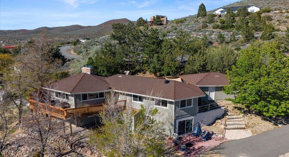 340 Sparrow Way, Washoe Valley, NV 89704 Photo