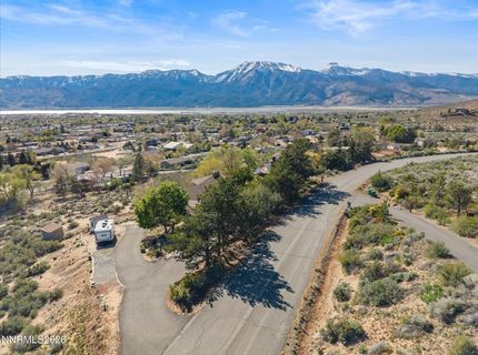 340 Sparrow Way, Washoe Valley, NV 89704 Photo