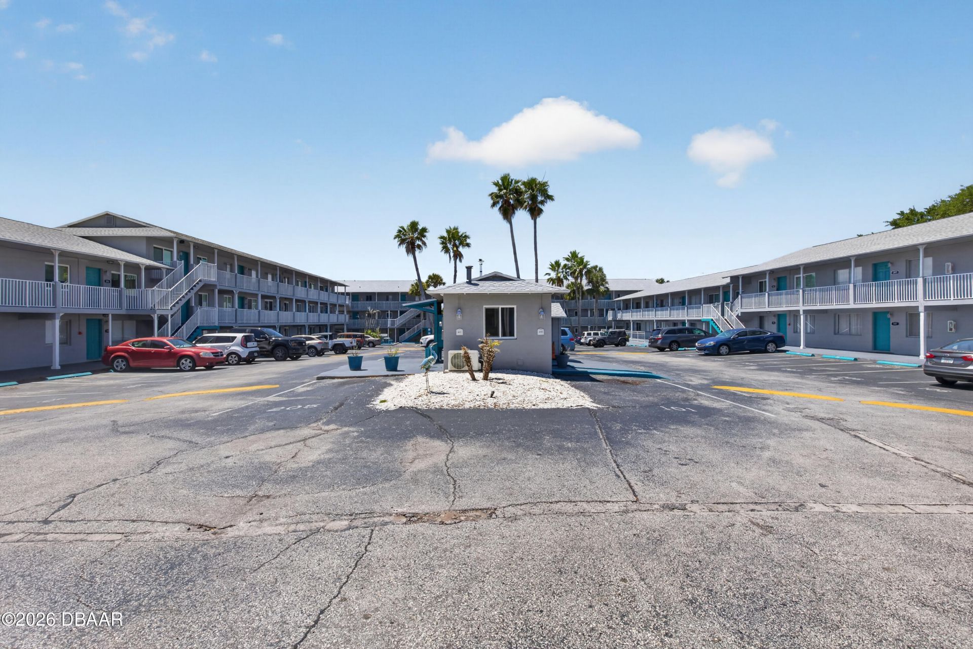 411 N Halifax Avenue, Unit 303, Daytona Beach, FL 32118 Photo