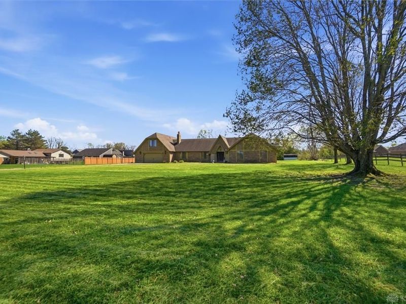 926 Goal Post Drive, Washington Township, OH 45458 Photo 6