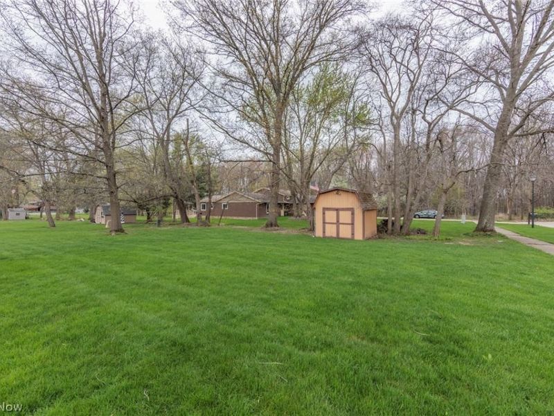 20598 Homestead Park Drive, Strongsville, OH 44149 Photo 33