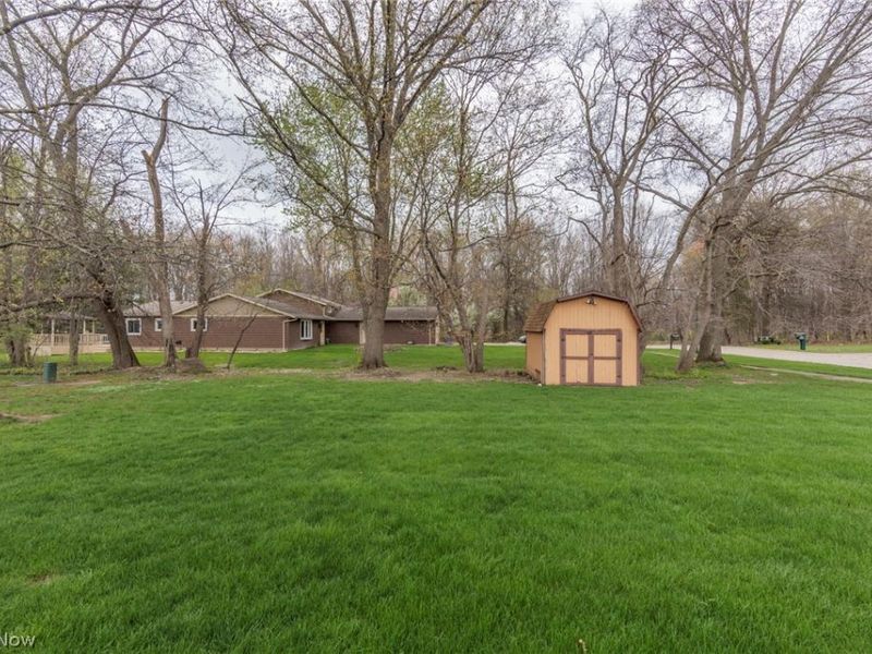 20598 Homestead Park Drive, Strongsville, OH 44149 Photo 34