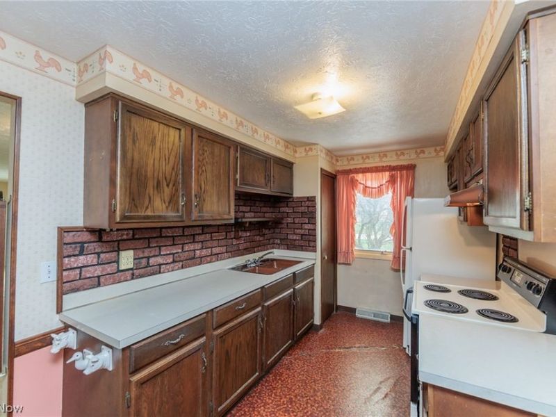 20598 Homestead Park Drive, Strongsville, OH 44149 Photo 6