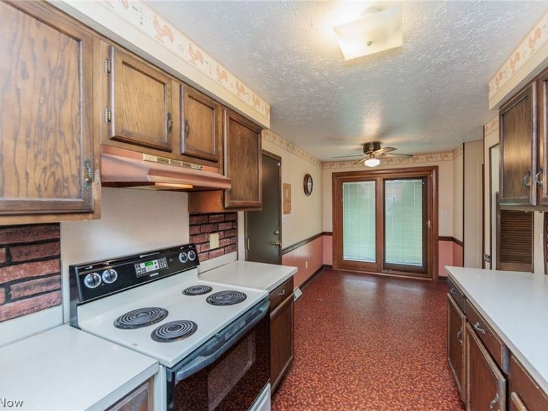 20598 Homestead Park Drive, Strongsville, OH 44149 Photo 7