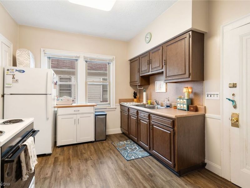 14420 Delaware Avenue, Lakewood, OH 44107 Photo 16