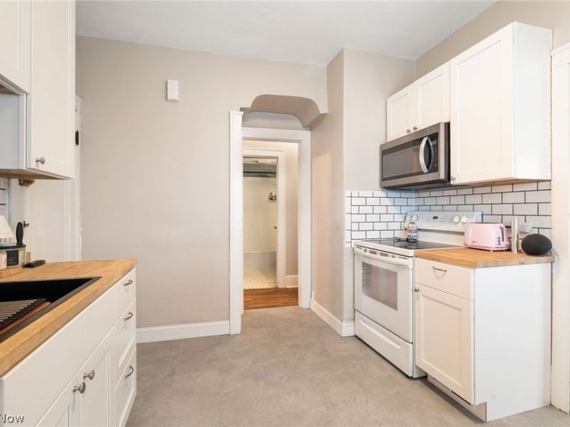 14420 Delaware Avenue, Lakewood, OH 44107 Photo 26