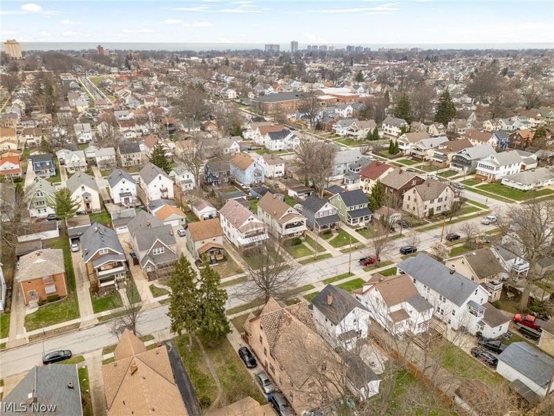 14420 Delaware Avenue, Lakewood, OH 44107 Photo 39