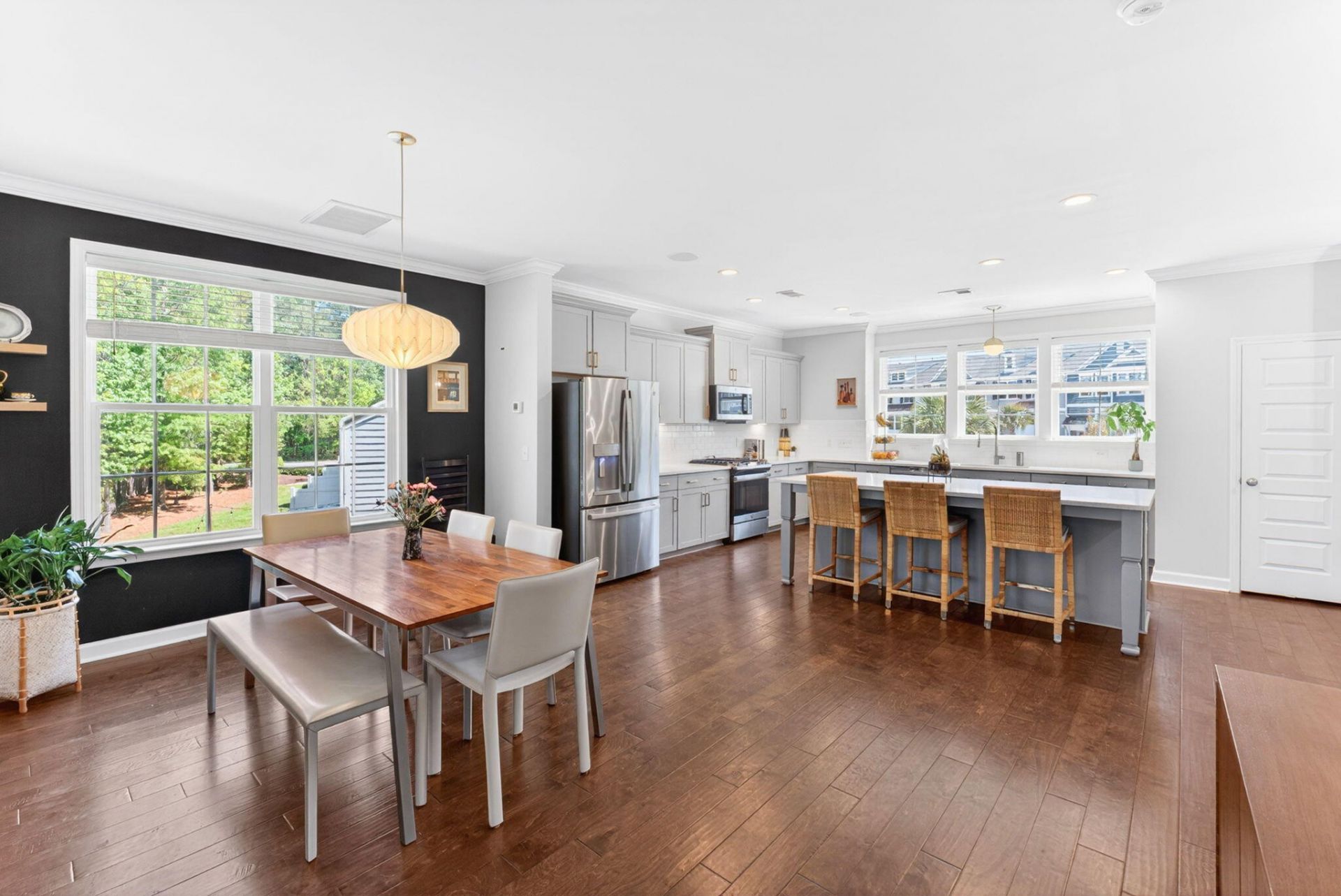 1555 Moss Spring Road Photo 13