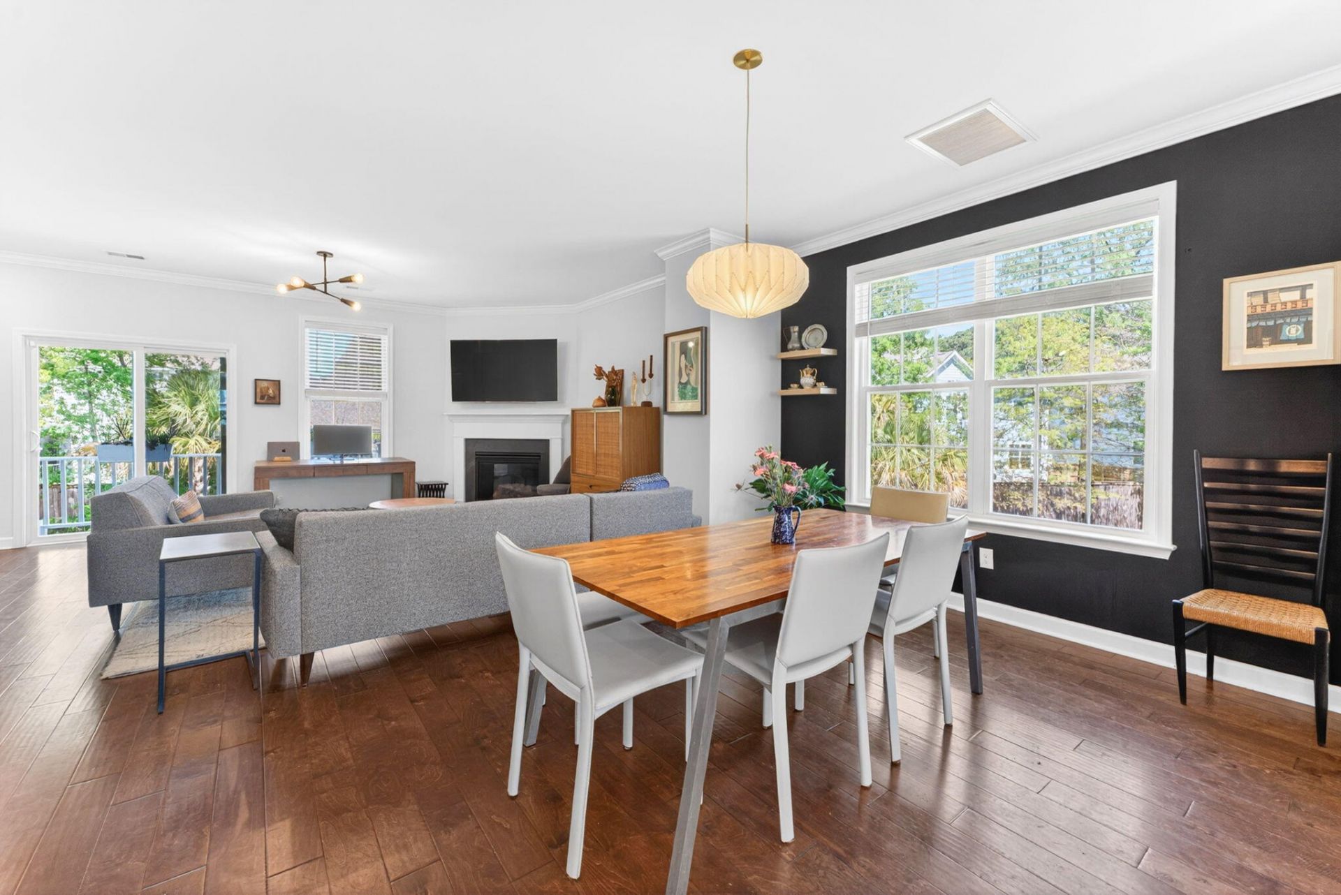 1555 Moss Spring Road Photo 14