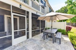 1555 Moss Spring Road photo 4