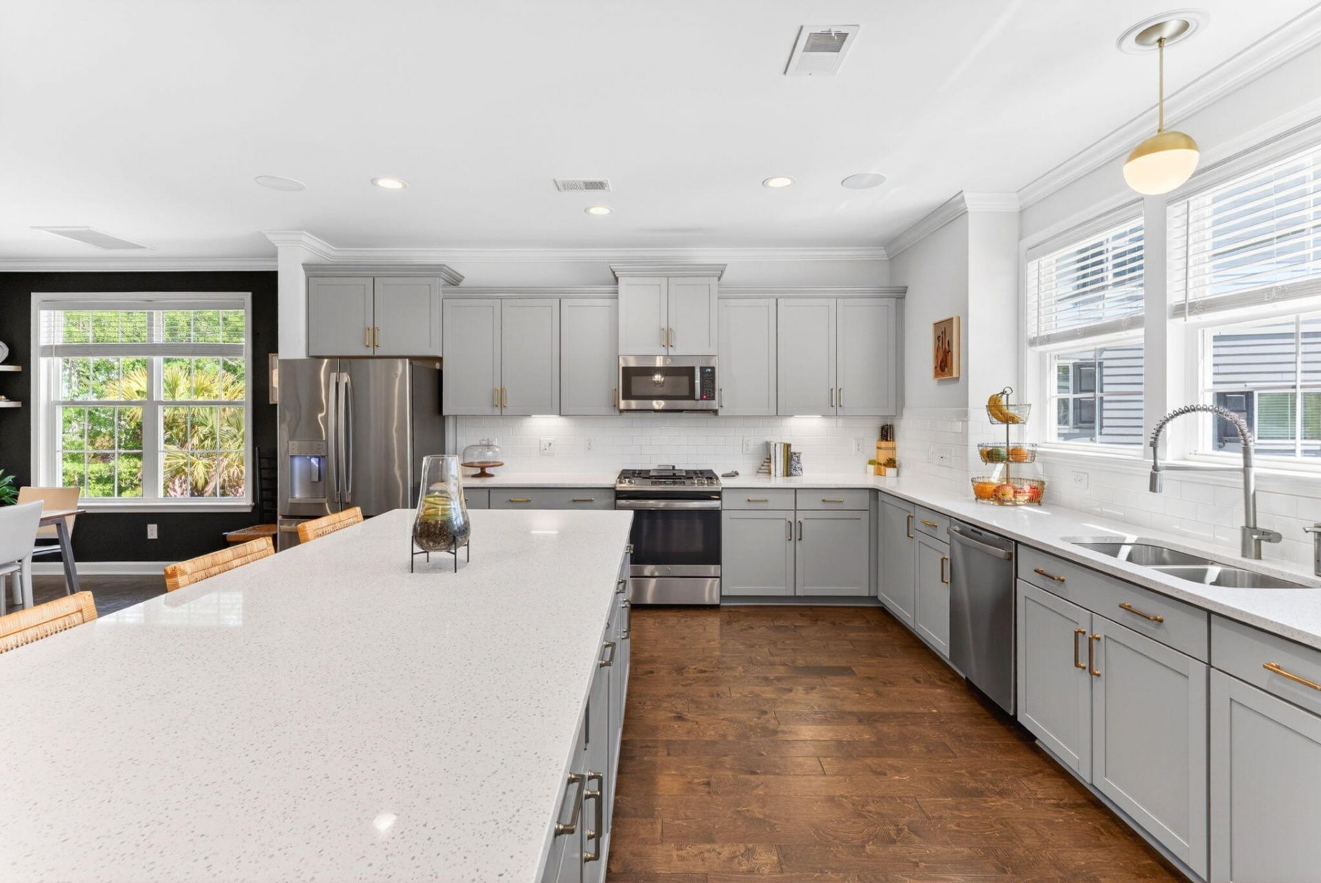 1555 Moss Spring Road Photo 8