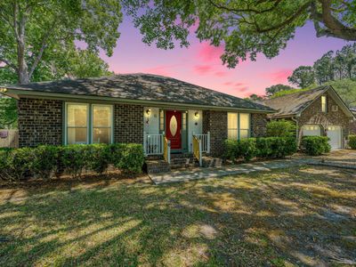6 Hunters Forest Drive, Charleston, SC 29414