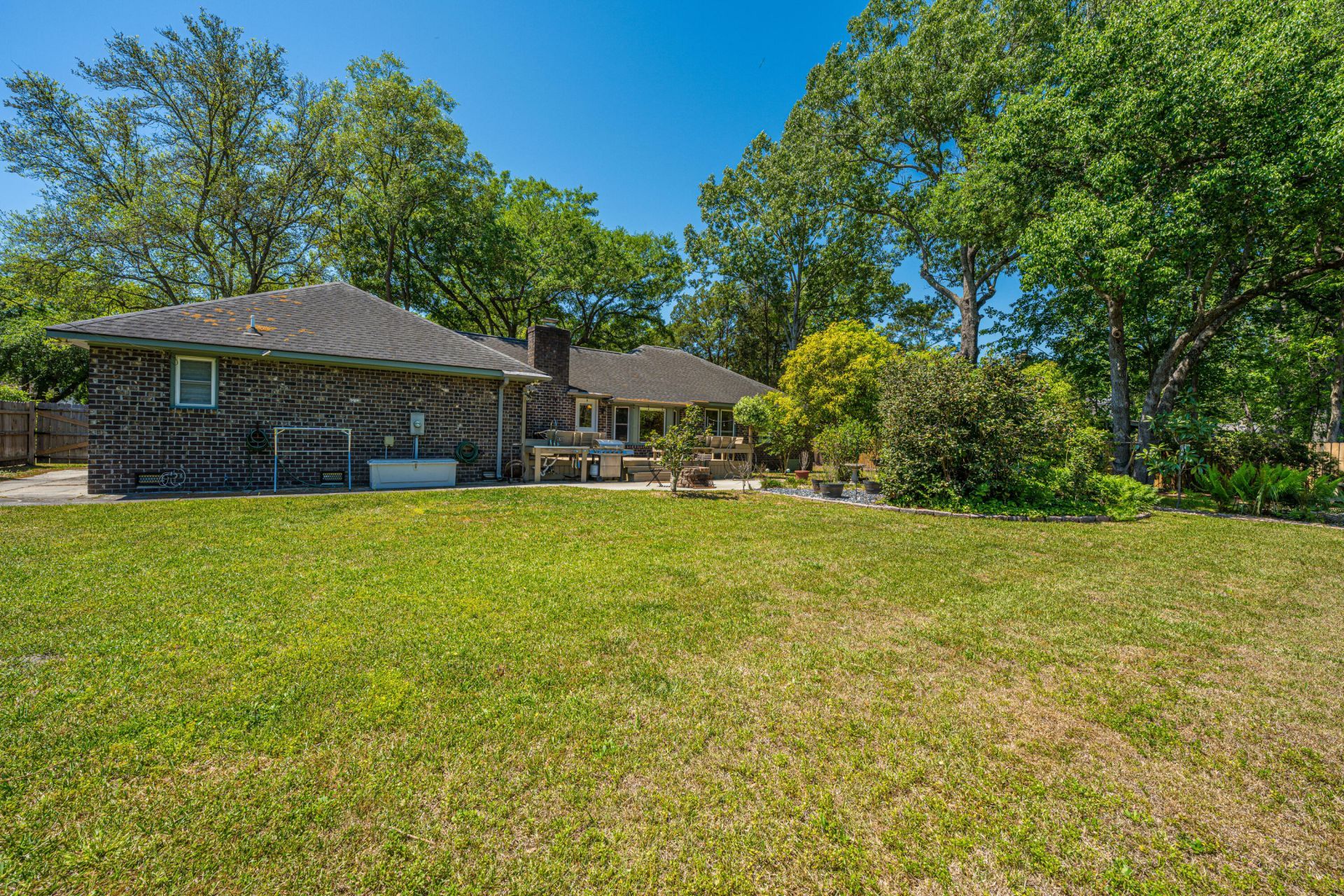 6 Hunters Forest Drive Photo 29