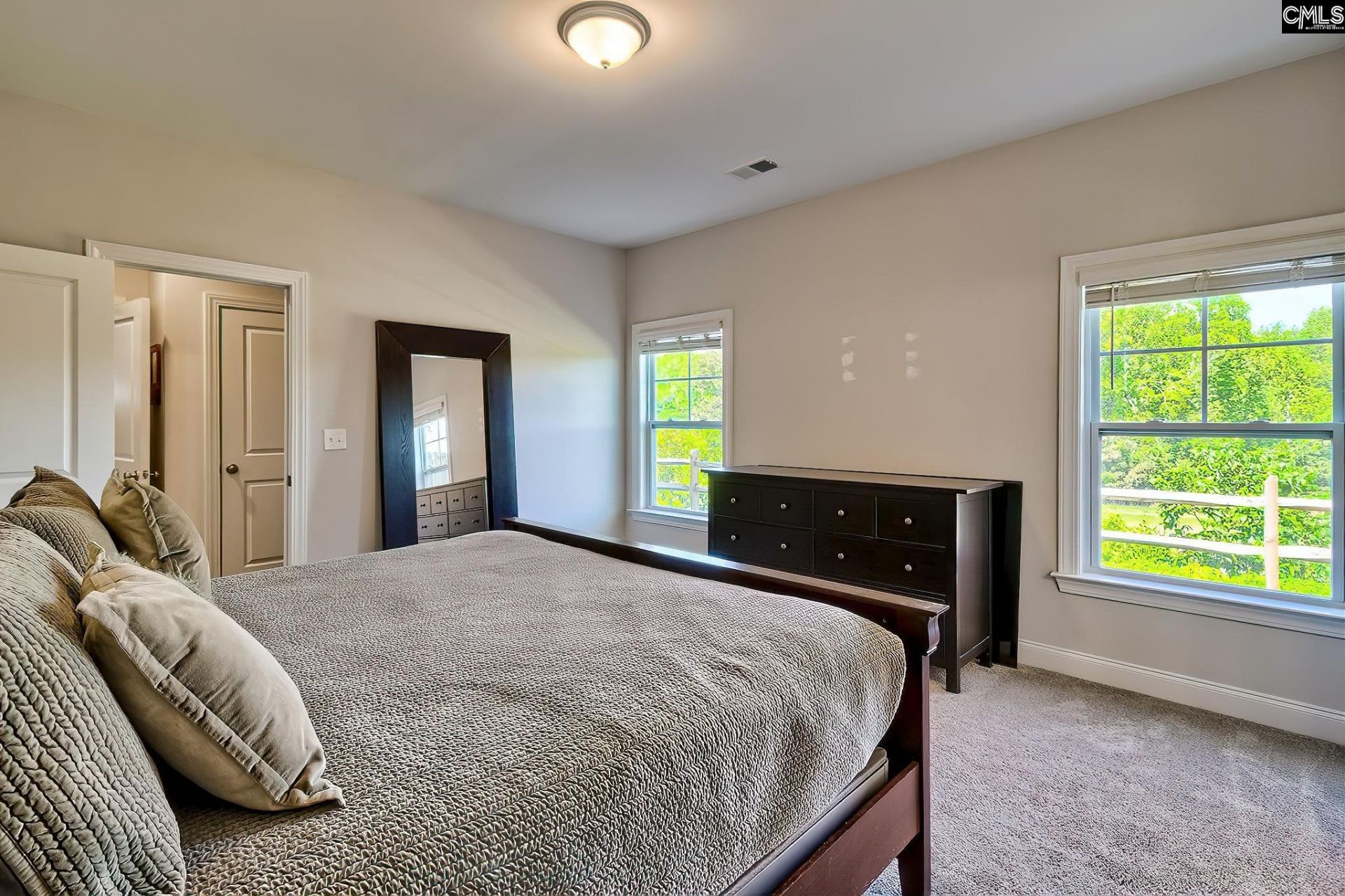 5030 Lincoln Reece Lane Photo 5