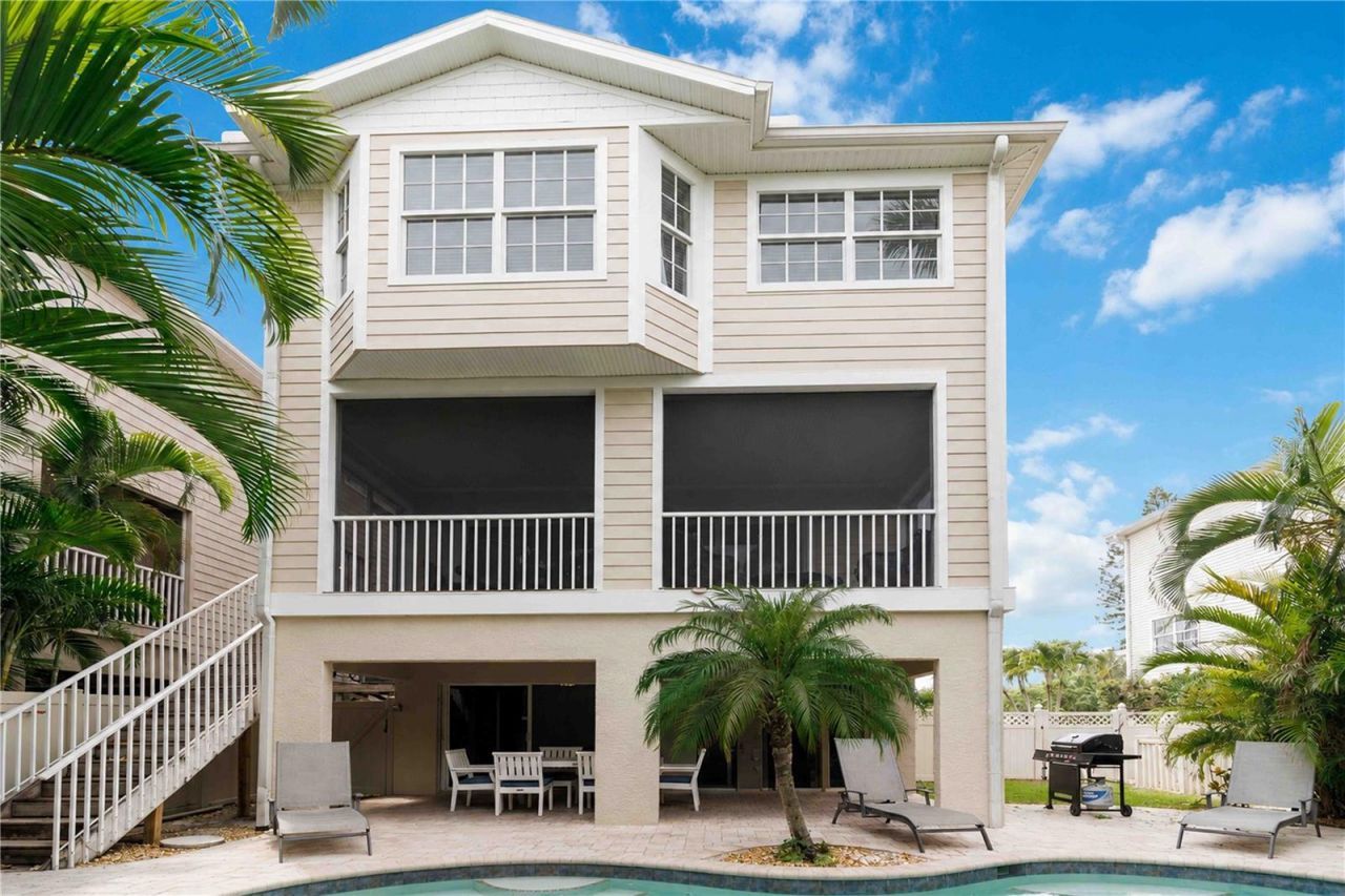 215 81st Street, Unit 2, Holmes Beach, FL 34217 Photo