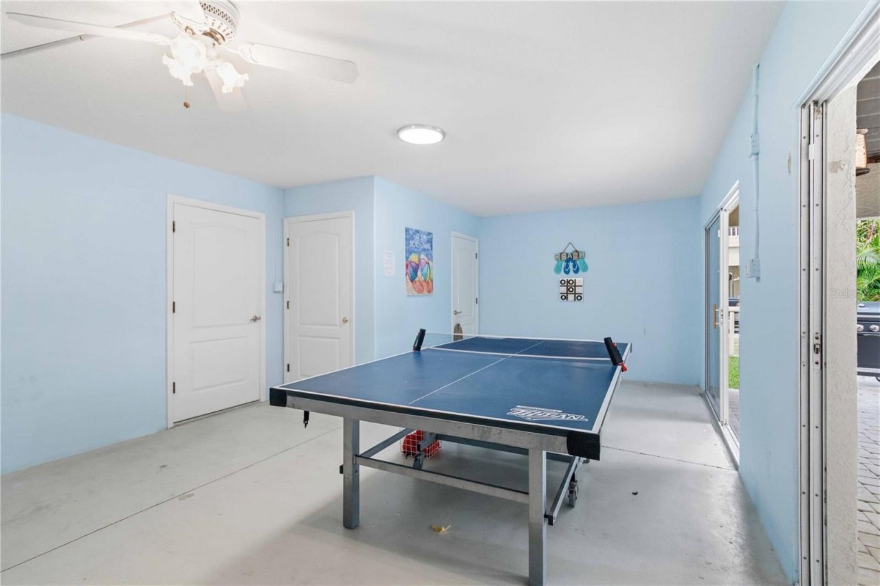 215 81st Street, Unit 2, Holmes Beach, FL 34217 Photo