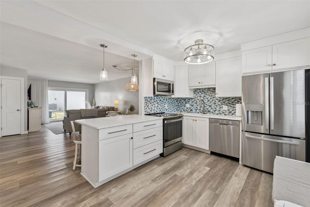 513 N Atlantic Avenue, Unit 33, New Smyrna Beach, FL 32169 Photo