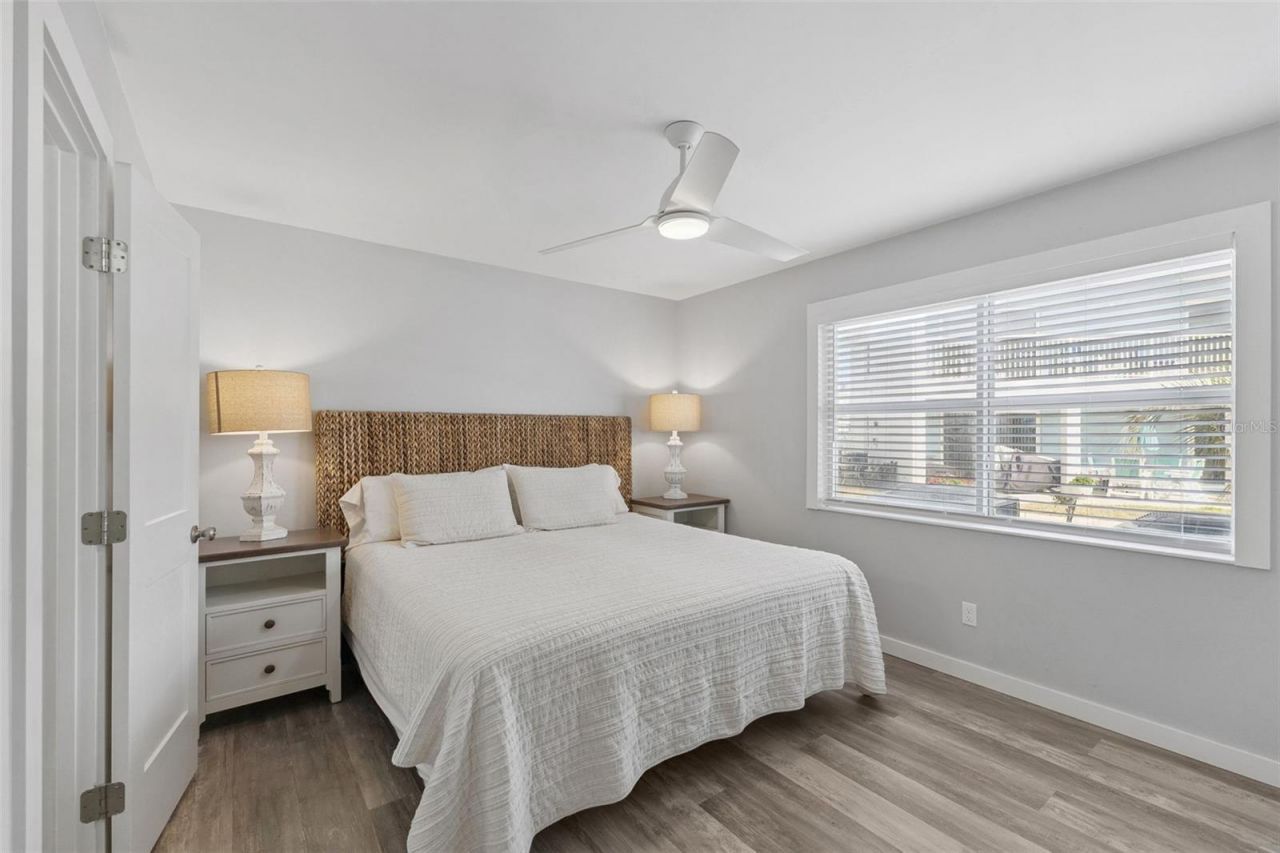 513 N Atlantic Avenue, Unit 33, New Smyrna Beach, FL 32169 Photo