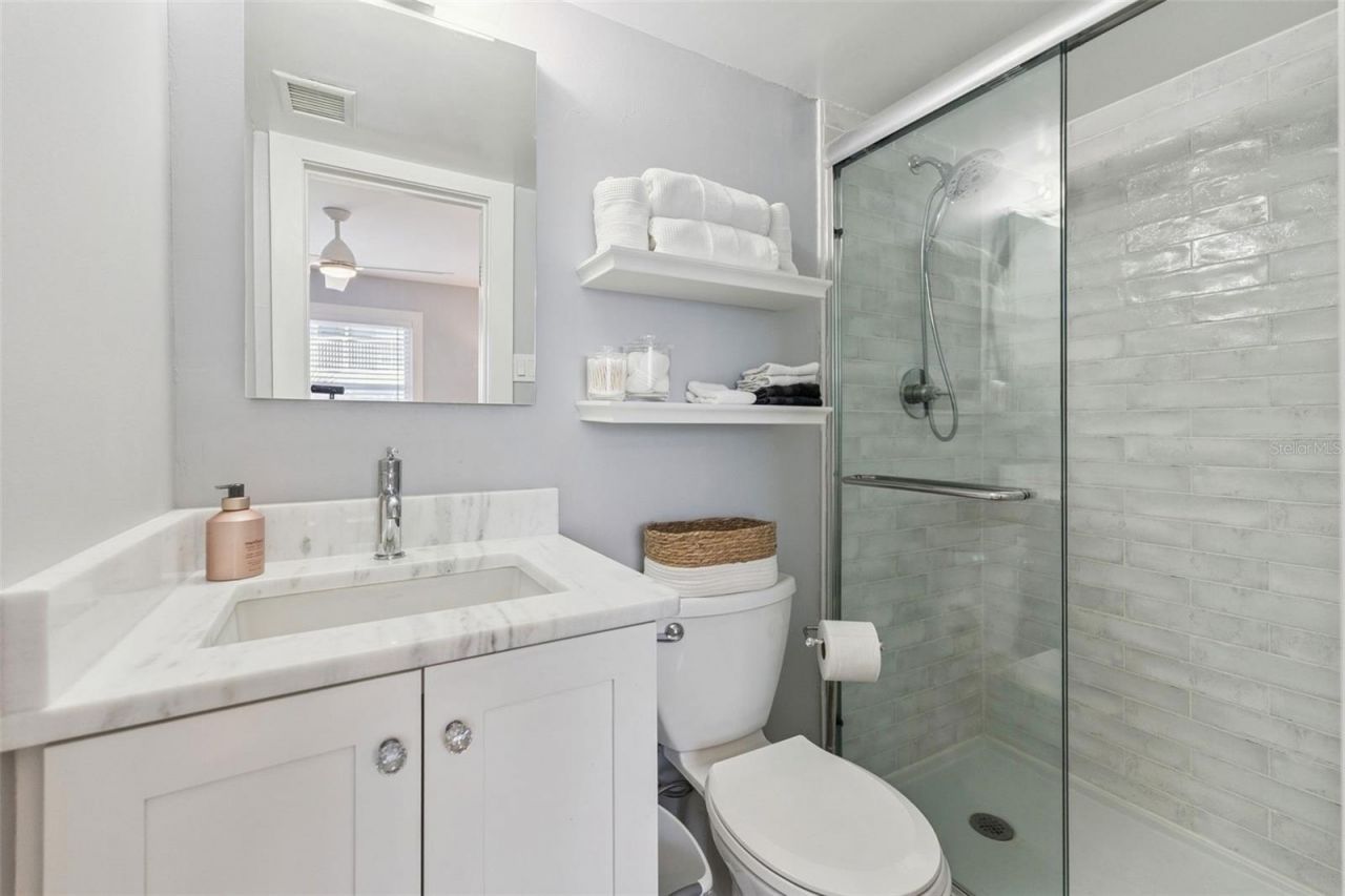 513 N Atlantic Avenue, Unit 33, New Smyrna Beach, FL 32169 Photo