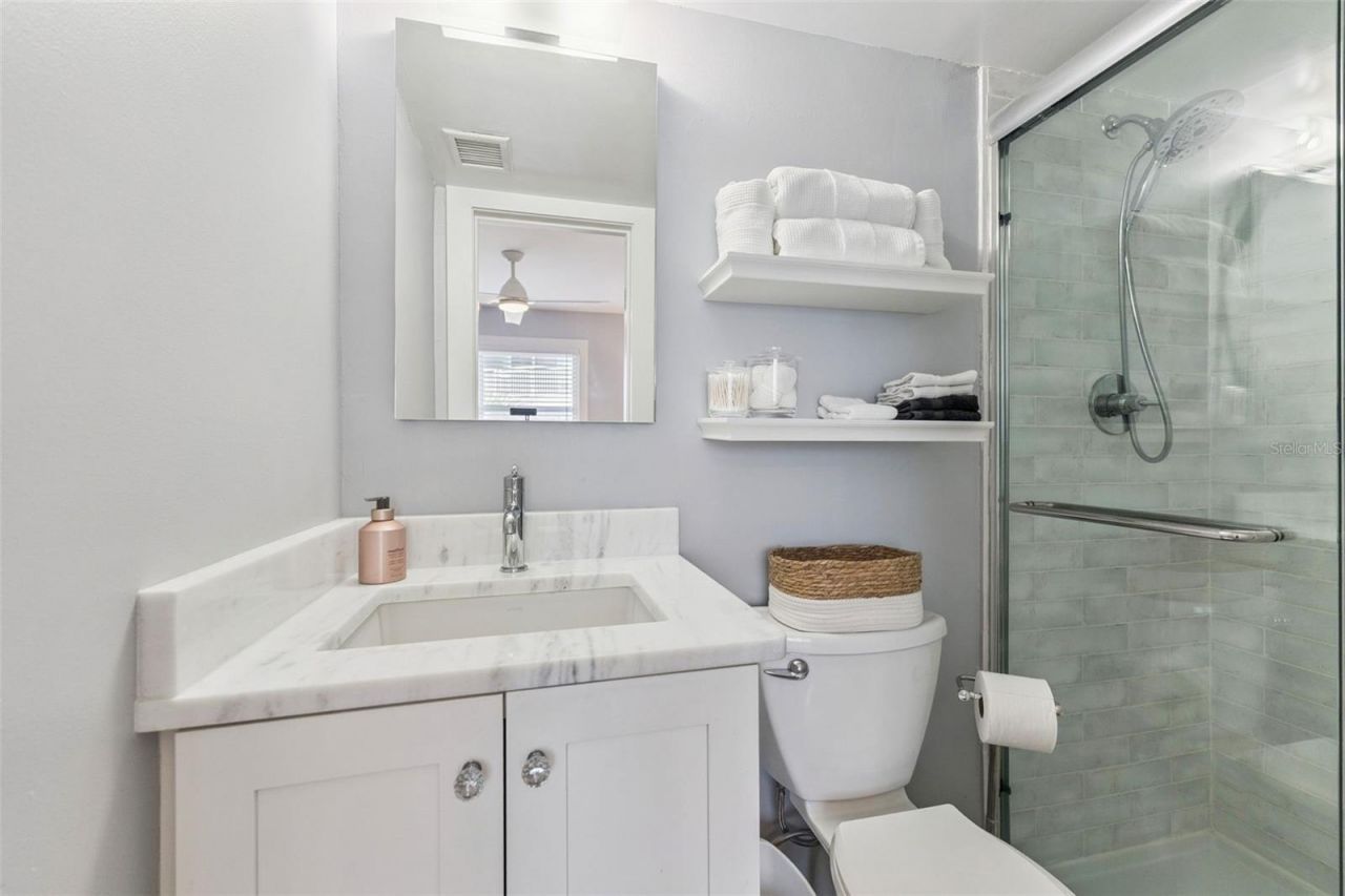 513 N Atlantic Avenue, Unit 33, New Smyrna Beach, FL 32169 Photo