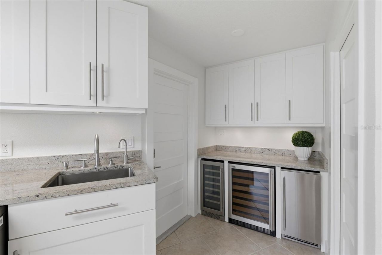 2080 Hawaii Avenue Ne, Saint Petersburg, FL 33703 Photo