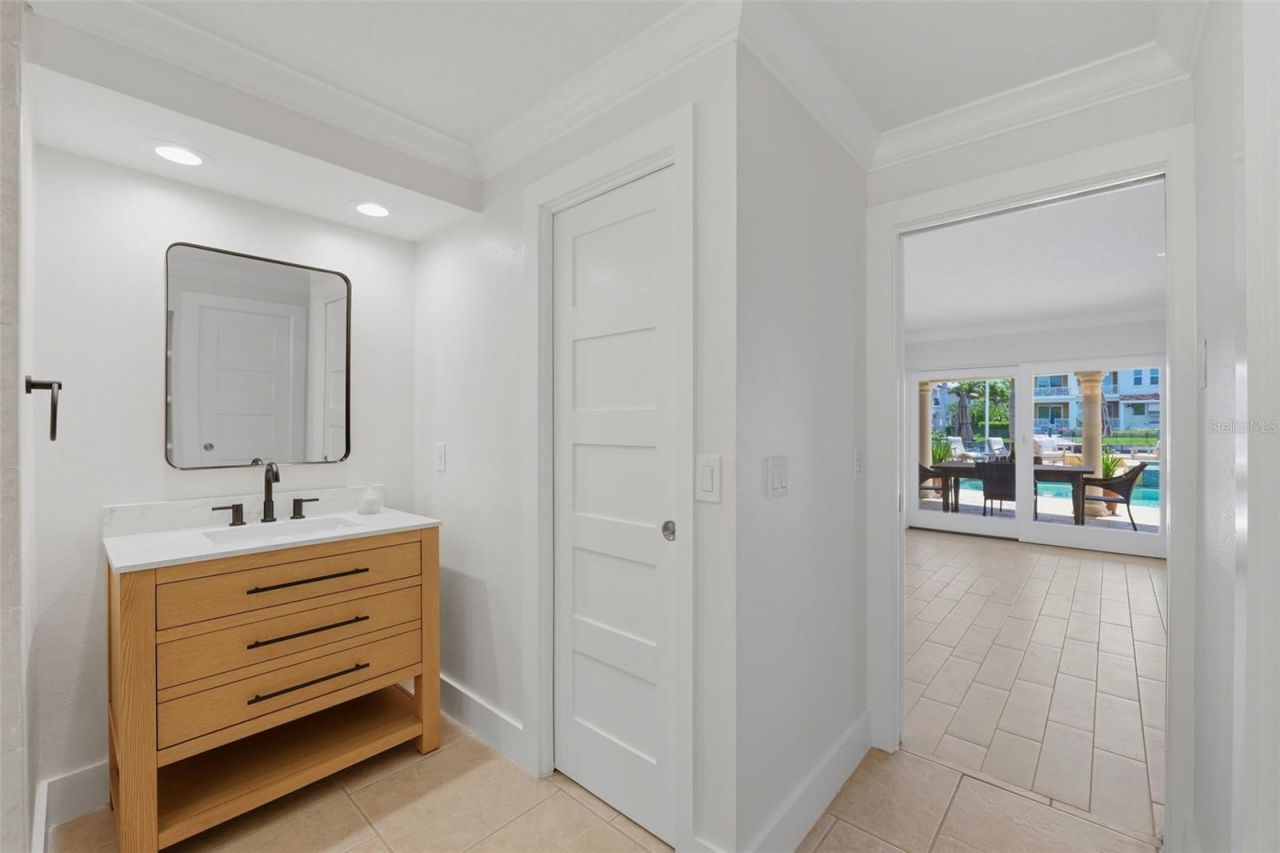 2080 Hawaii Avenue Ne, Saint Petersburg, FL 33703 Photo