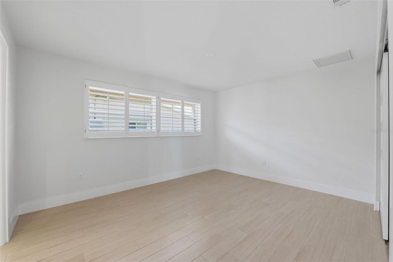 2080 Hawaii Avenue Ne, Saint Petersburg, FL 33703 Photo