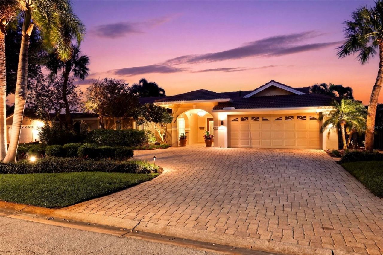 2080 Hawaii Avenue Ne, Saint Petersburg, FL 33703 Photo