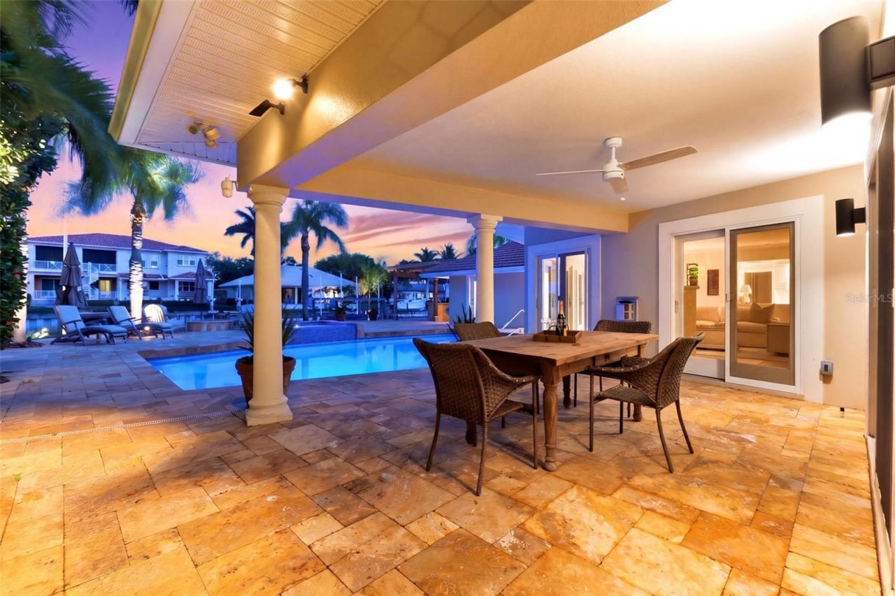 2080 Hawaii Avenue Ne, Saint Petersburg, FL 33703 Photo