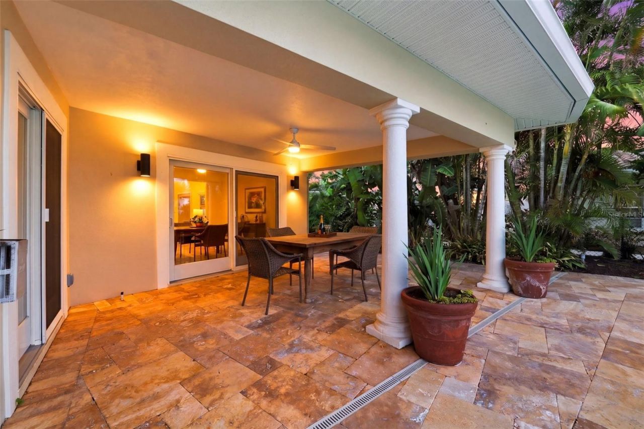 2080 Hawaii Avenue Ne, Saint Petersburg, FL 33703 Photo