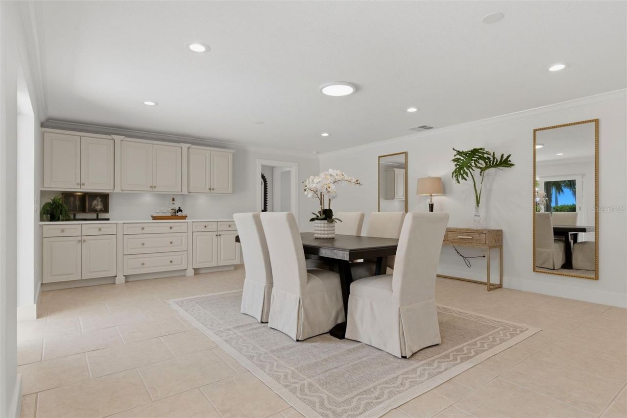 2080 Hawaii Avenue Ne, Saint Petersburg, FL 33703 Photo