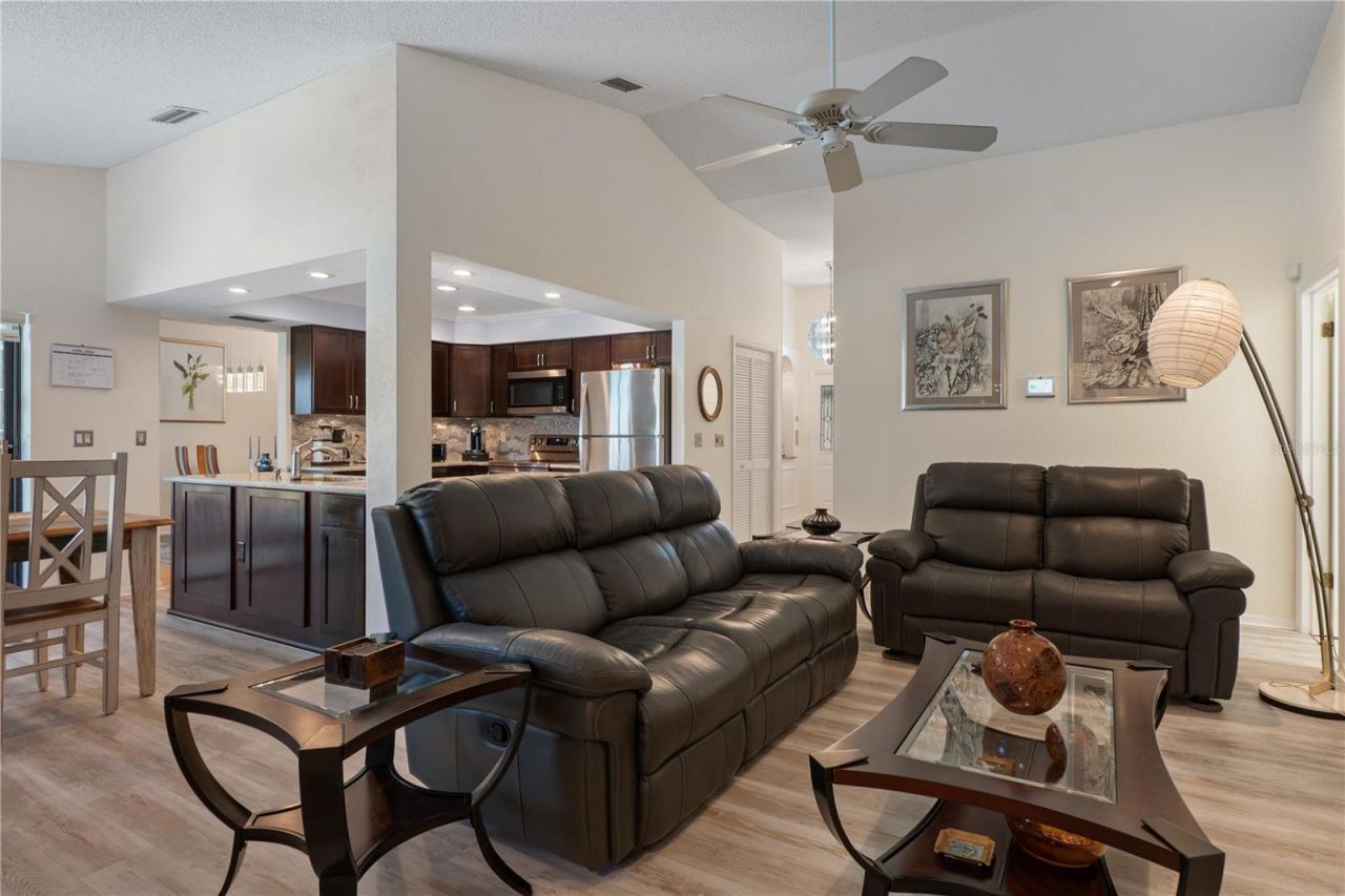 18652 Autumn Lake Boulevard, Hudson, FL 34667 Photo