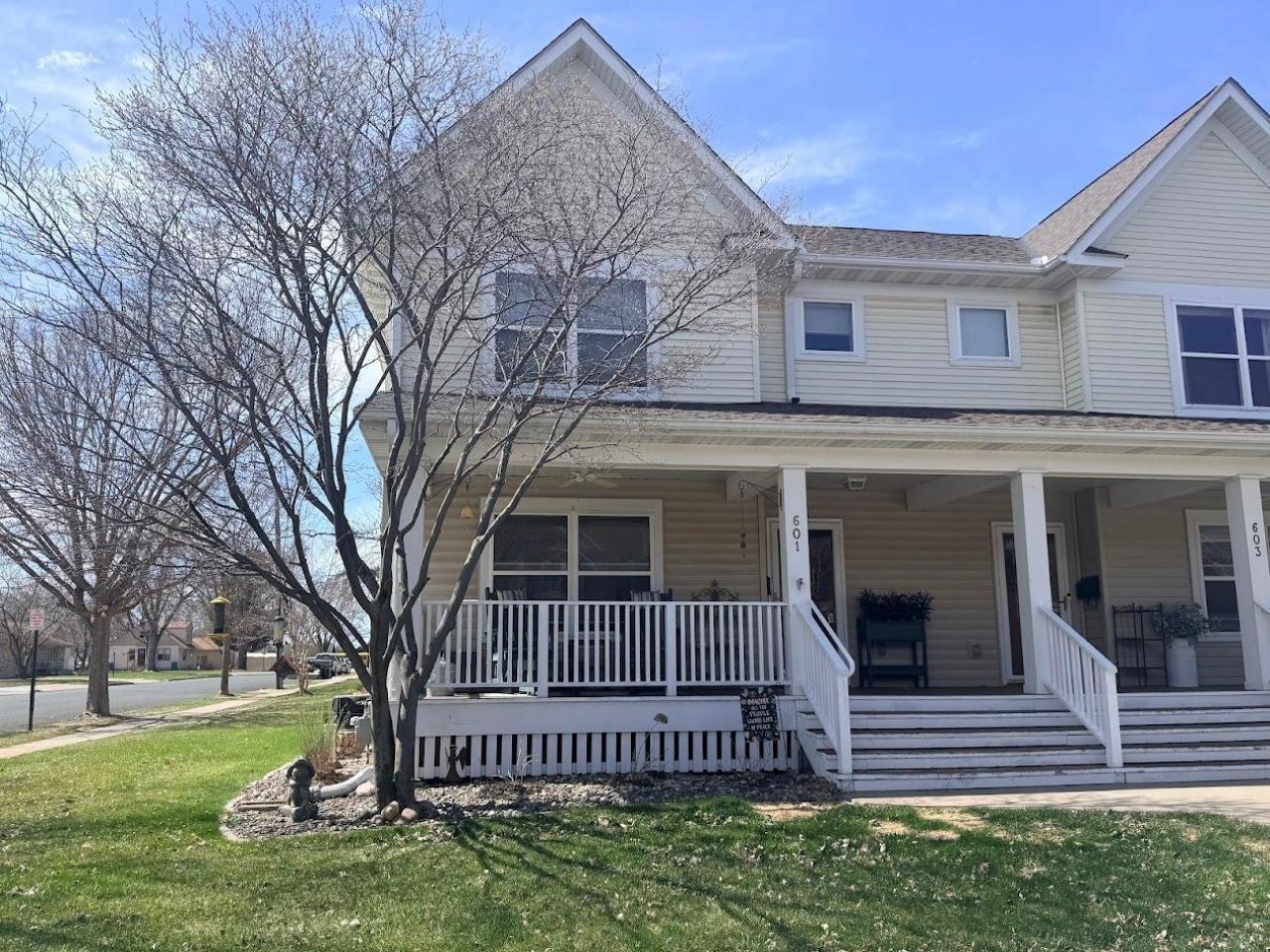 601 1st Avenue NW, Osseo, MN 55369